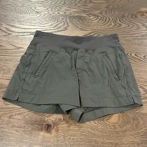 Athleta Trekkie North Short